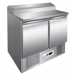   SALÁTAHŰTŐ PULT, GN1/1-es belső mérettel, 2 ajtóval, beépített feltéthűtővel